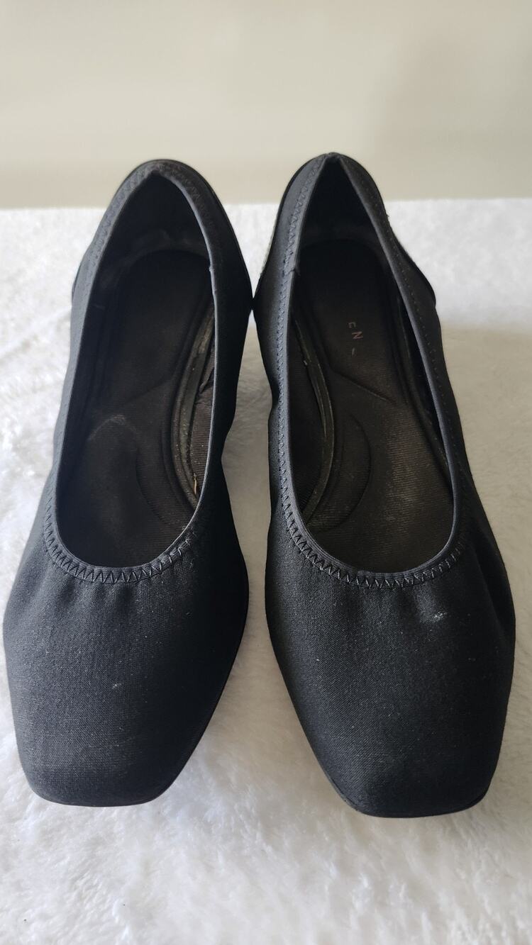 Dexflex Comfort Women’s Ballet Flats Black Square Toe Slip On Shoes Size 9 S9
